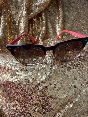 1. State Black Front coral Pink Temples Cat-Eye Sunglasses